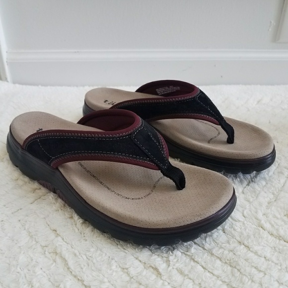 taos aura flip flops